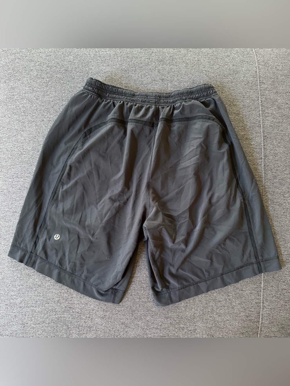 Lululemon Black Pace Breaker lined Athletic shorts Activewear Gym Workout M - Picture 2 of 11
